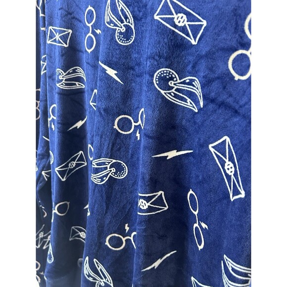 Harry Potter Wizarding World Small Soft Blue Sweatshirt NWT - Picture 7 of 8